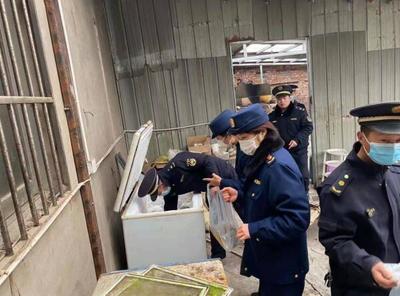 青山社區 重拳出擊“黑作坊”，聯合執法嚴取締，保障食品小作坊經營規范
